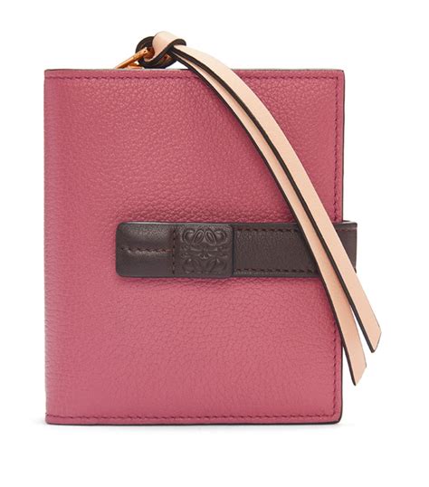 loewe wallet women